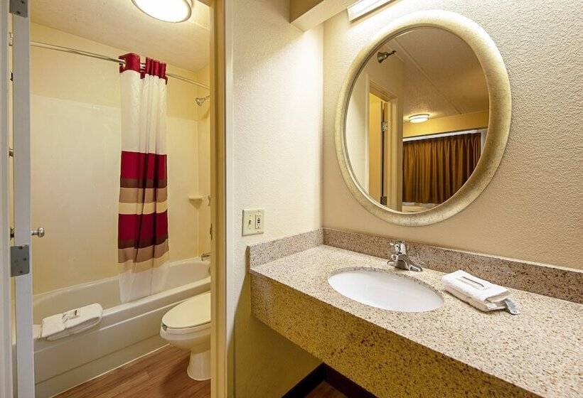 Номер Deluxe, Red Roof Inn Greensboro Airport