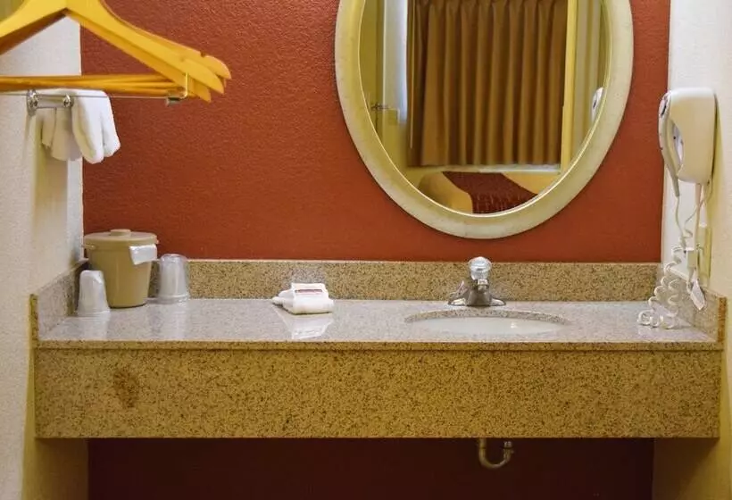 اتاق استاندارد با 2 تخت دوبل, Red Roof Inn Utica