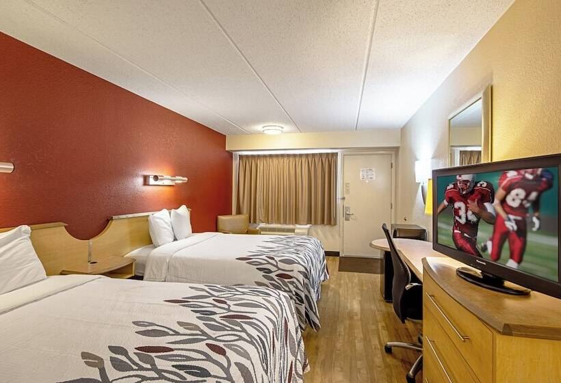 Номер Deluxe, Red Roof Inn Utica