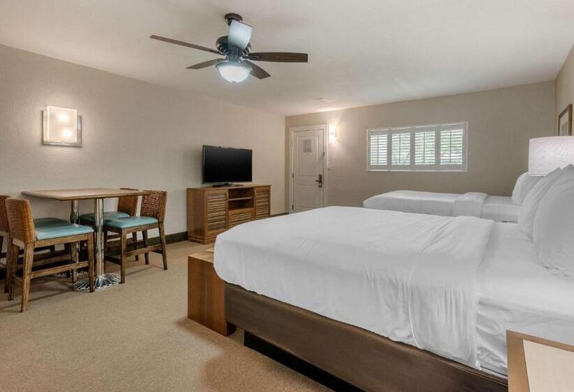 Номер Стандарт, Seafarer Inn & Suites, Ascend Hotel Collection