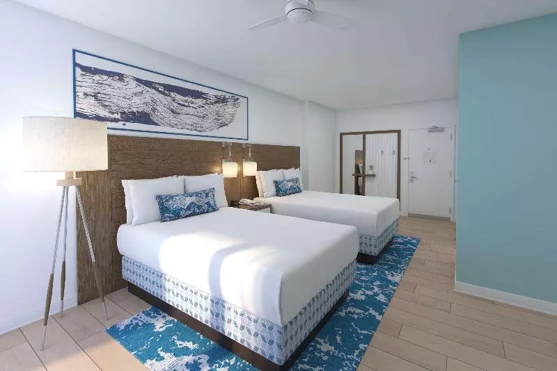 スタンダードルーム, The Reach Key West, Curio Collection By Hilton