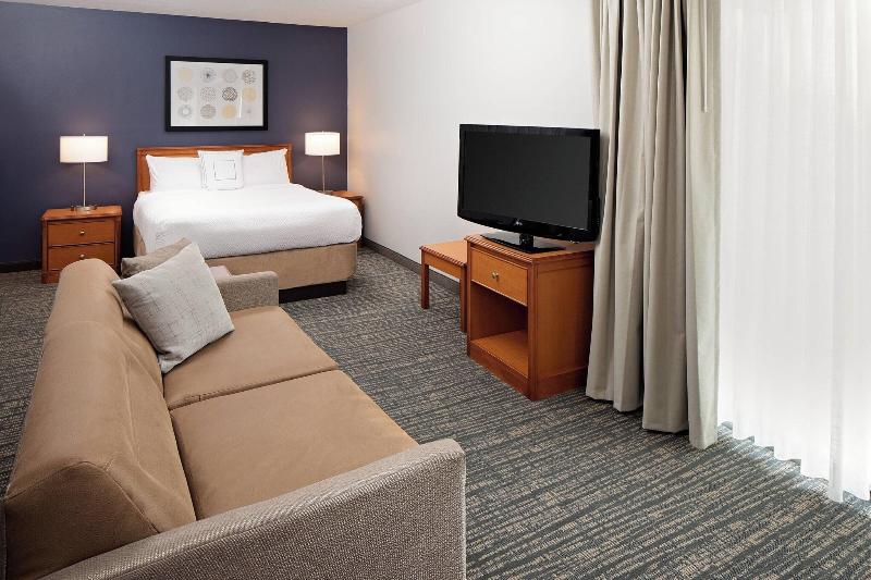 带大床的标准工作室, Residence Inn Lexington North