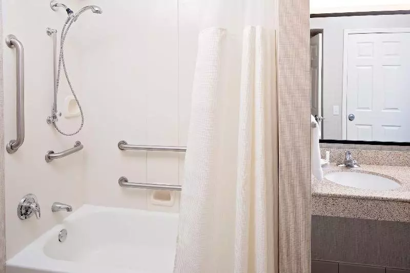 キングサイドベッドのスタンダードワンルーム, Residence Inn Lexington North
