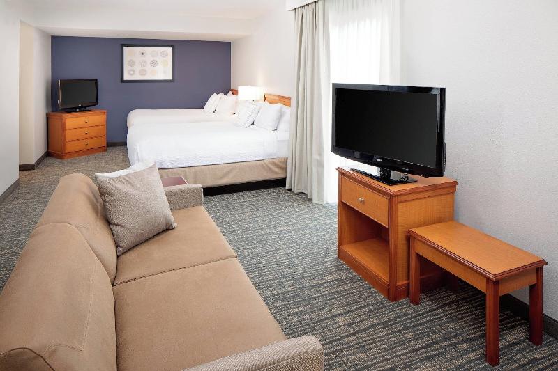 带大床的标准工作室, Residence Inn Lexington North