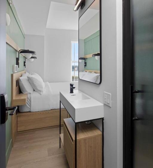 اتاق استاندارد یک نفره با چشمانداز رودخانه, Riverside Tower Hotel