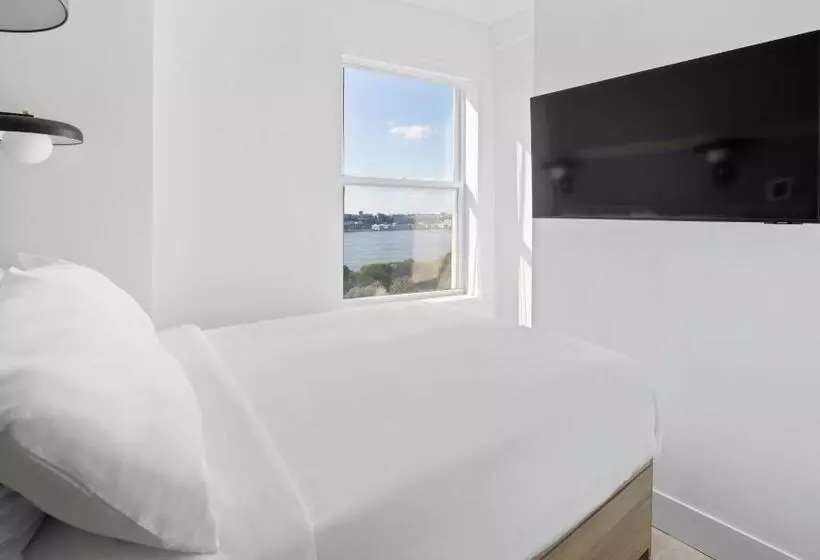 Standard Yhden Hengen Huone Jokinäkymä, Riverside Tower Hotel