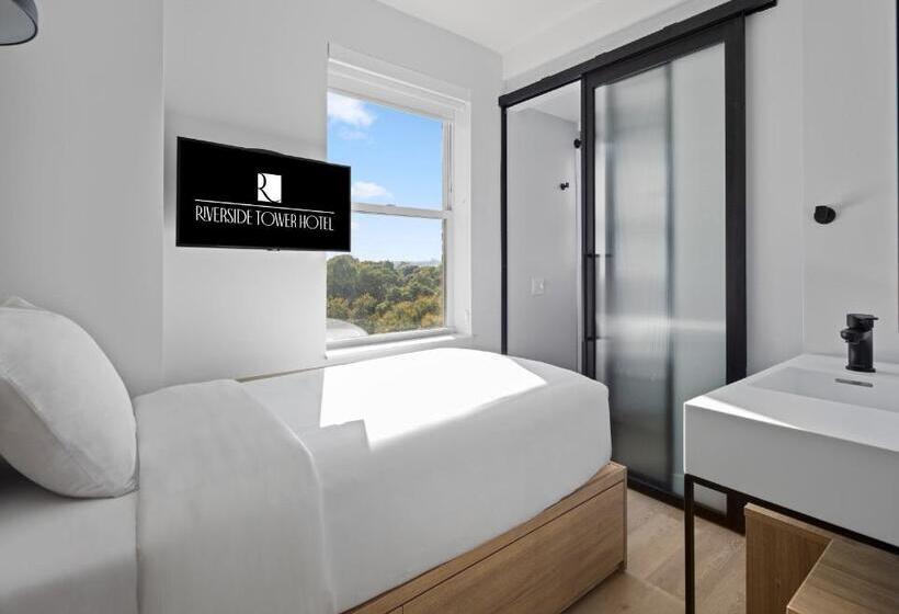 اتاق استاندارد یک نفره, Riverside Tower Hotel