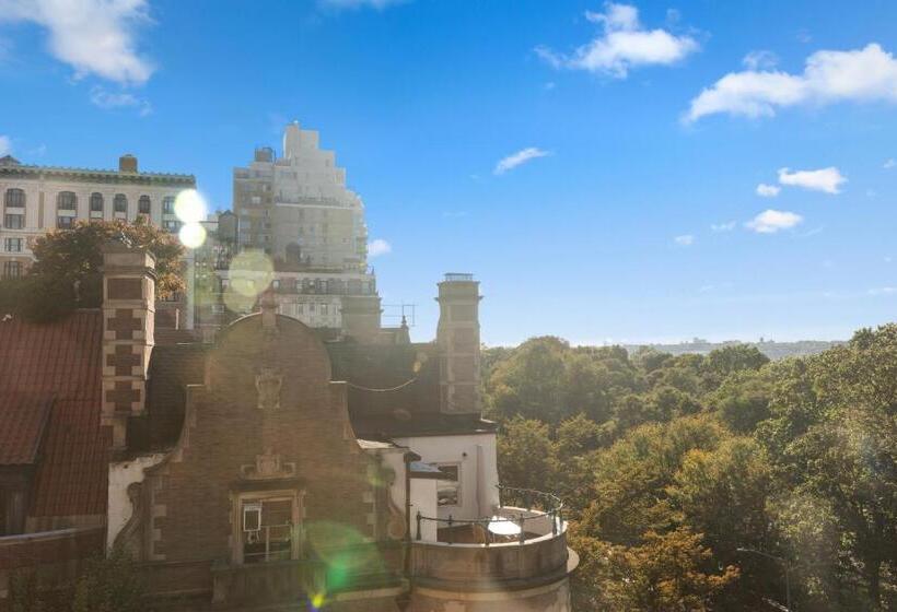 اتاق استاندارد یک نفره, Riverside Tower Hotel