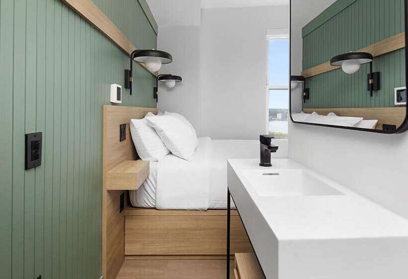 اتاق استاندارد یک نفره با چشمانداز رودخانه, Riverside Tower Hotel