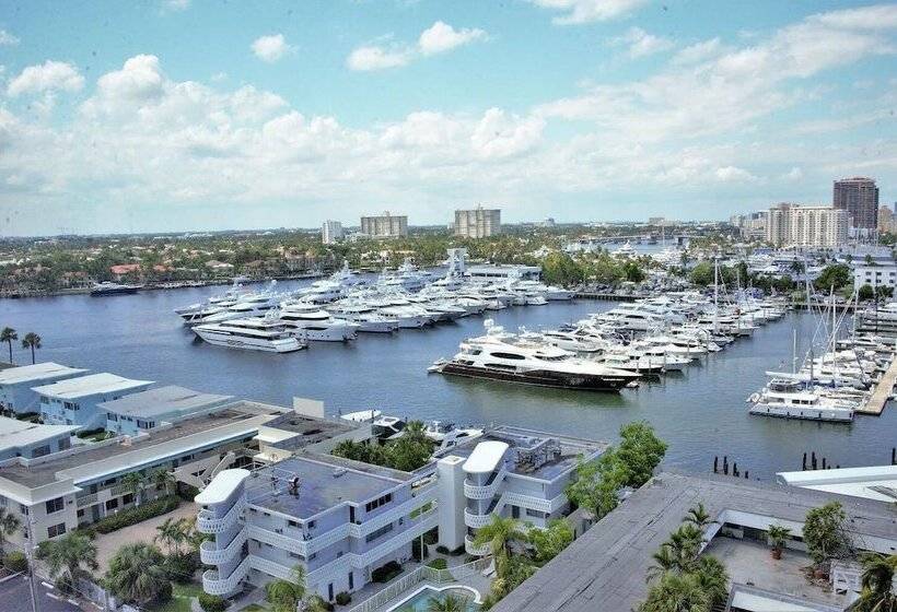 ２ダブルベッドのスタンダードルーム, B Ocean Resort Fort Lauderdale Beach