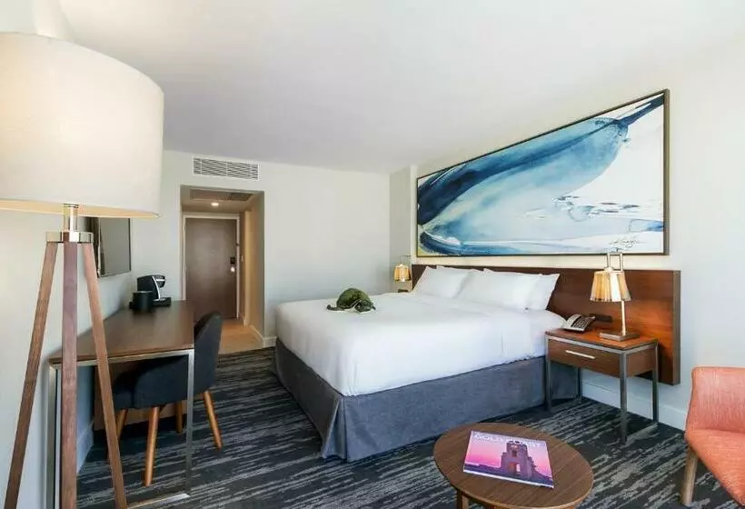 Standard-invahuone King-vuode, B Ocean Resort Fort Lauderdale Beach