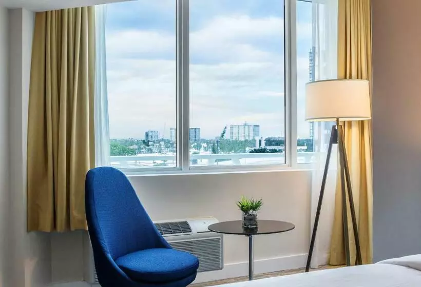 Standard-huone King-vuode, B Ocean Resort Fort Lauderdale Beach