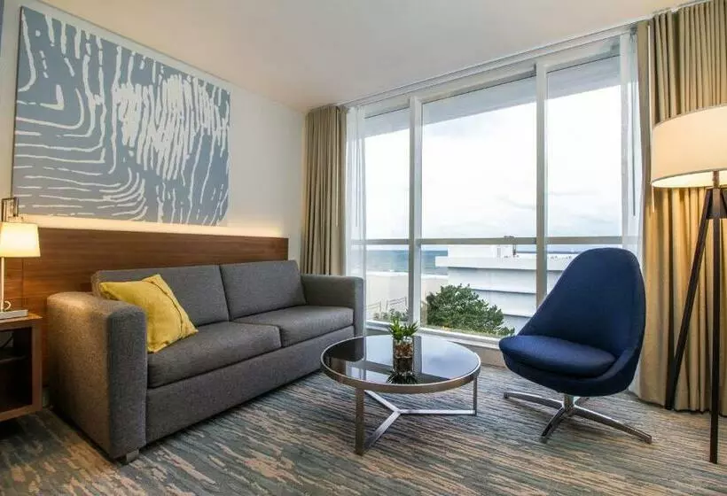 Sviitti King-vuode, B Ocean Resort Fort Lauderdale Beach