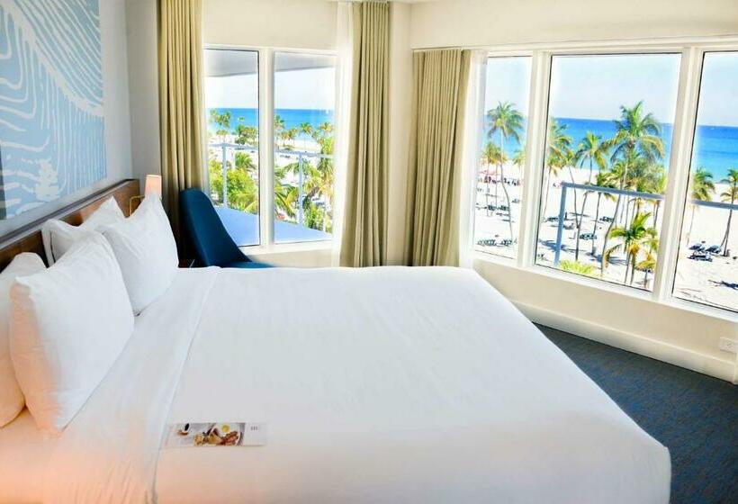 带大床的套房, B Ocean Resort Fort Lauderdale Beach