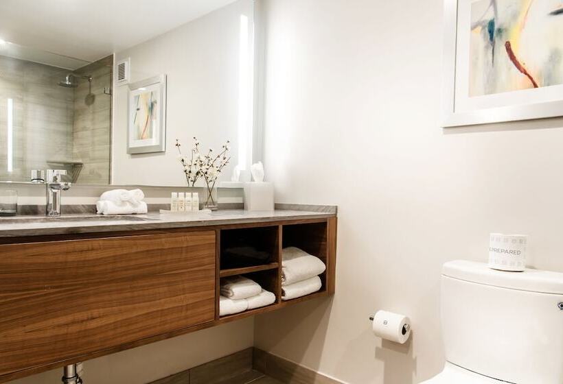 带2个双人床的标准工作室, B Ocean Resort Fort Lauderdale Beach