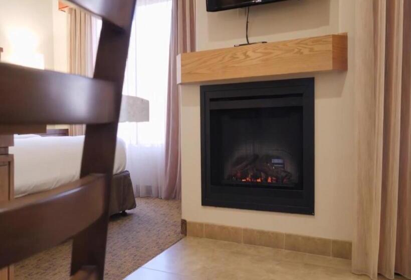 스탠다드 스튜디오, Bell Rock Inn