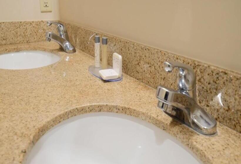 سوییت, Bell Rock Inn