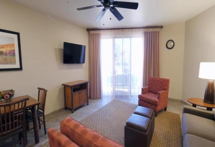 سوییت, Bell Rock Inn