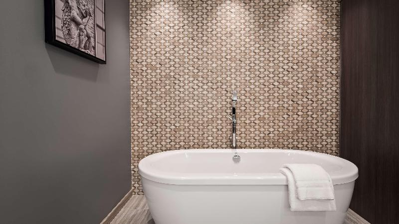 강 전망 스위트, Best Western Plus Franklin Square Inn