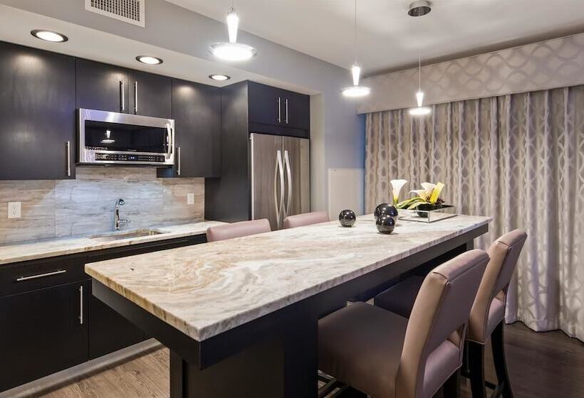 Люкс Вид на Реку, Best Western Plus Franklin Square Inn