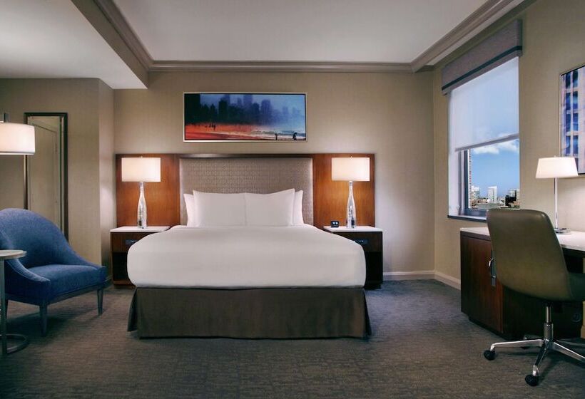 Junior Suite, Hilton Chicago