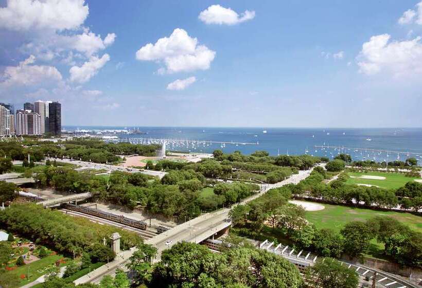 חדר סטנדרט שתי מיטות זוגיות, Hilton Chicago