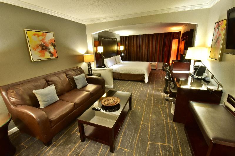 חדר סטנדרט עם מיטת קינג, Holiday Inn Orlando East Ucf Area, An Ihg