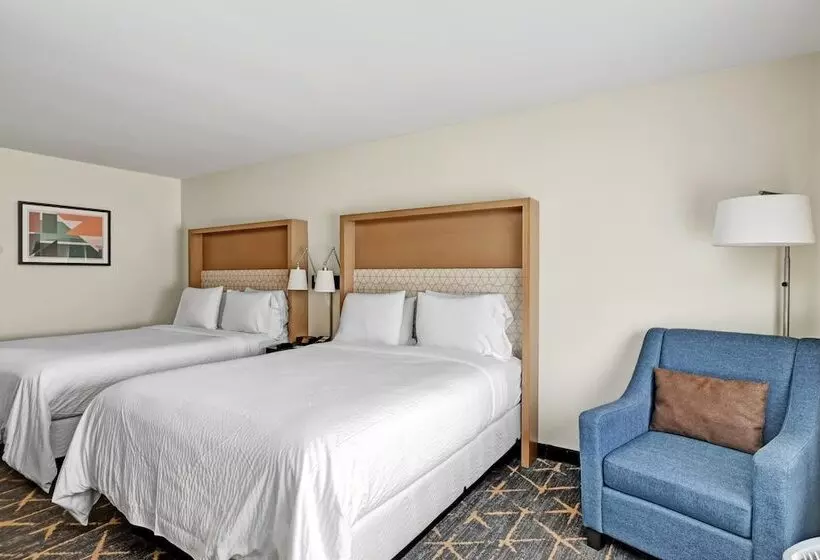 ２ダブルベッドのスタンダードルーム, Holiday Inn   Piscataway   Somerset, An Ihg