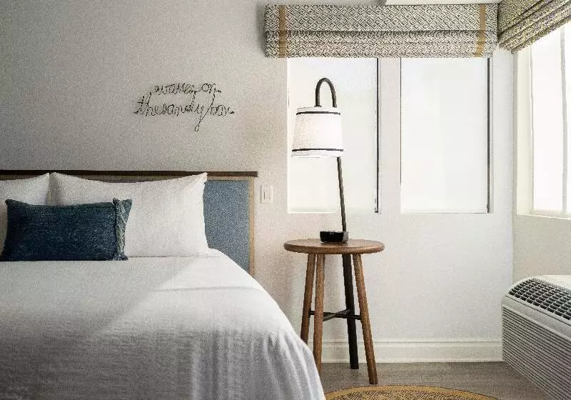 اتاق استاندارد با تخت بزرگ, Indigo San Diego Del Mar, An Ihg