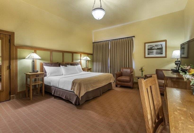 ダブルベッドスタンダードルーム, The Omni Grove Park Inn & Spa   Asheville