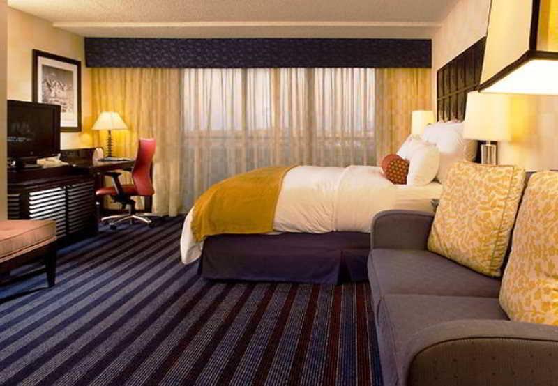 חדר סטנדרט, Renaissance Denver Hotel & Conference Center