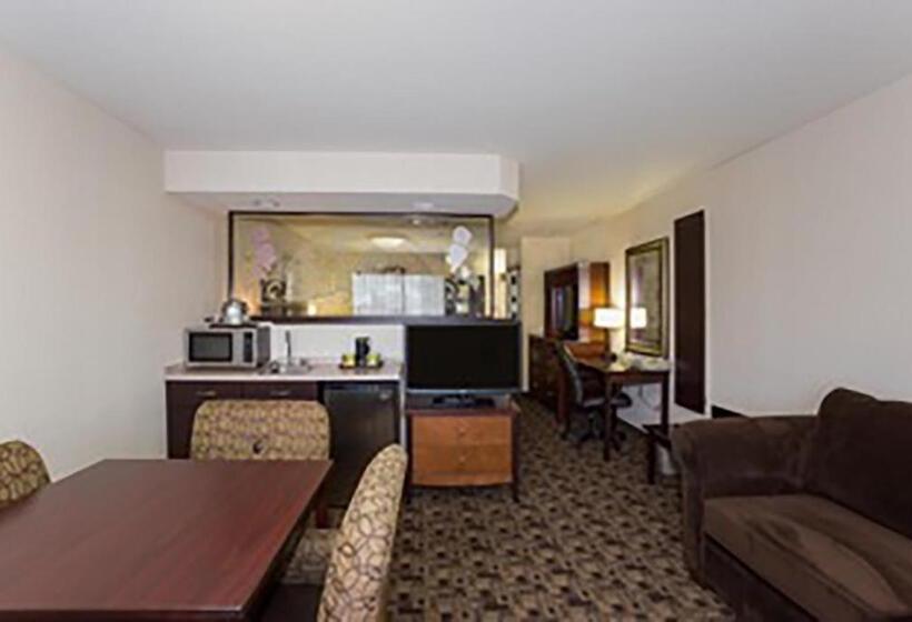 חדר סטנדרט עם מיטת קינג, Sojourn Suites Portland Airport