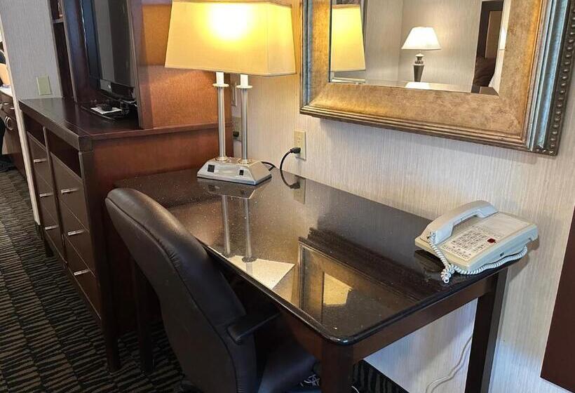 חדר סטנדרט, Sojourn Suites Portland Airport