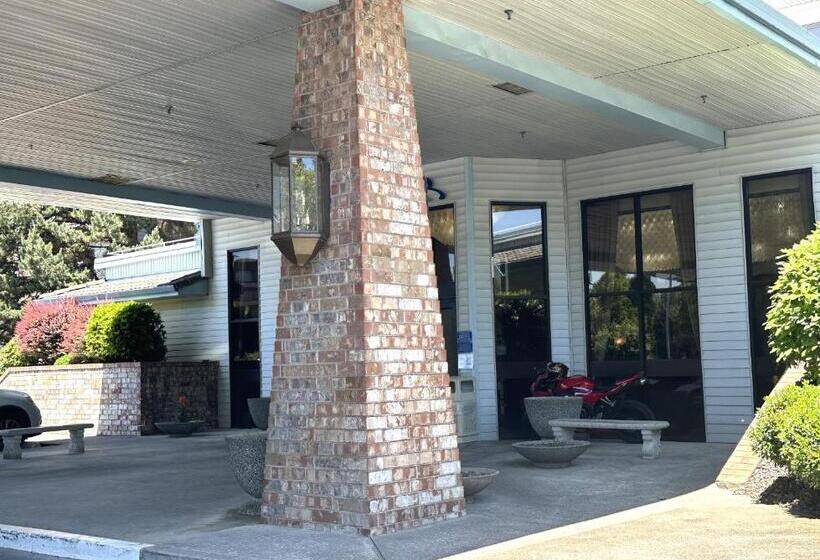 חדר סטנדרט עם מיטת קינג, Sojourn Suites Portland Airport