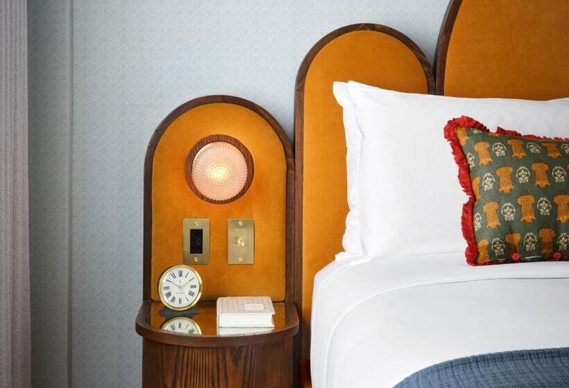 Номер Стандарт Кровать Кинг Адаптированный для Инвалидов, The Georgian