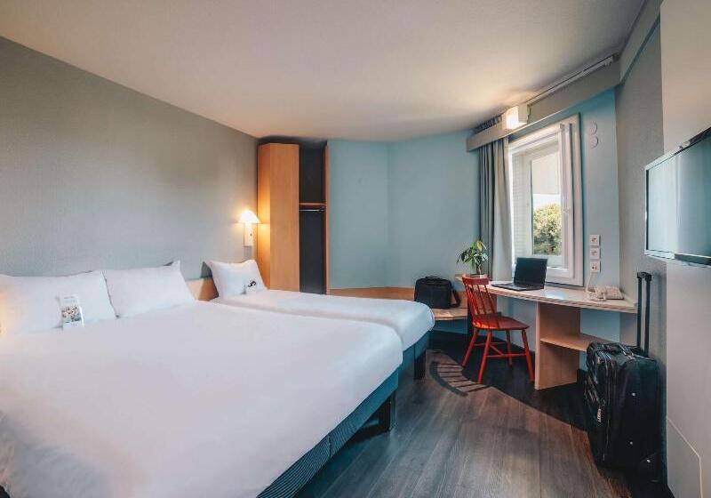 Номер Стандарт, The Georgian