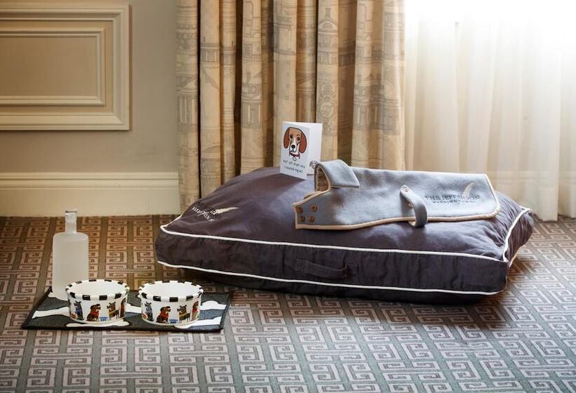 Номер Deluxe, The Jefferson