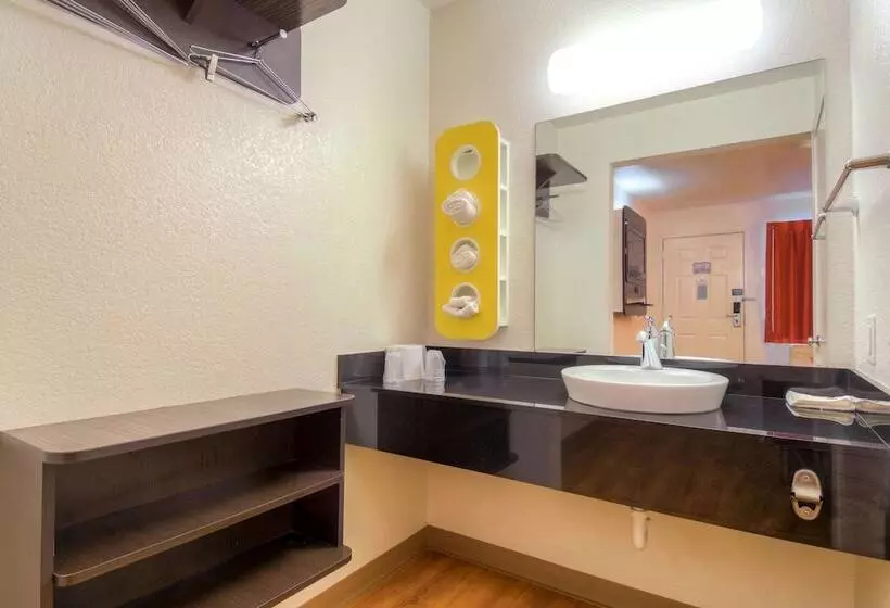 اتاق استاندارد با 2 تخت دوبل, Motel 6 Chula Vista, Ca San Diego