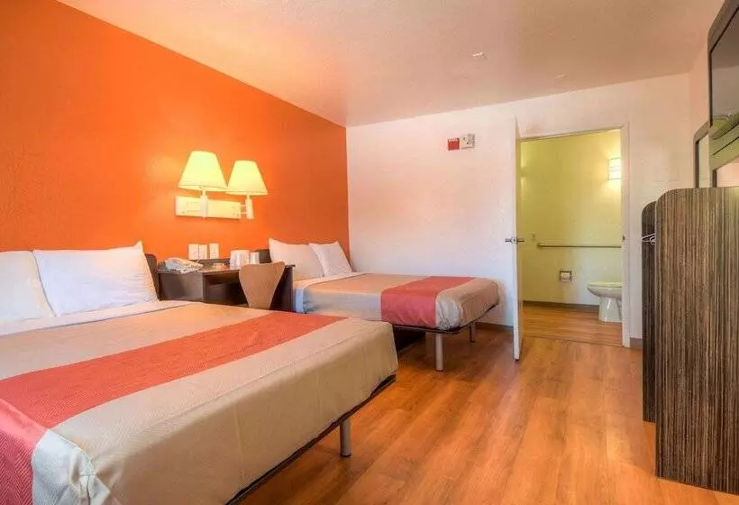 اتاق استاندارد با 2 تخت دوبل, Motel 6 Chula Vista, Ca San Diego