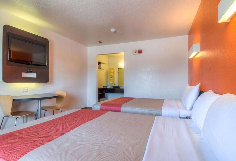 Номер Стандарт 2 Двуспальные Кровати, Motel 6 Chula Vista, Ca   San Diego