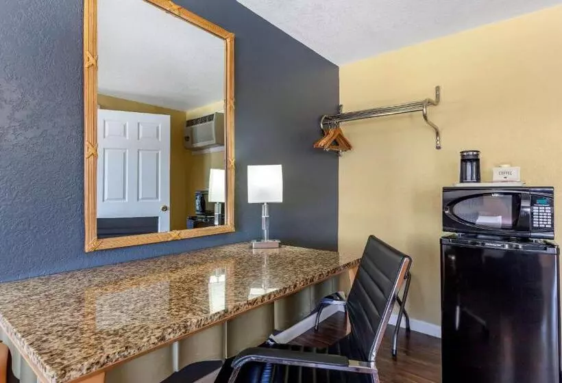 スタンダードルーム, Econo Lodge Clovis