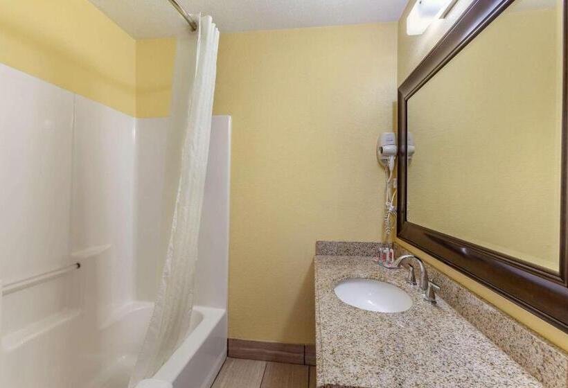 غرفة قياسية, Econo Lodge Clovis