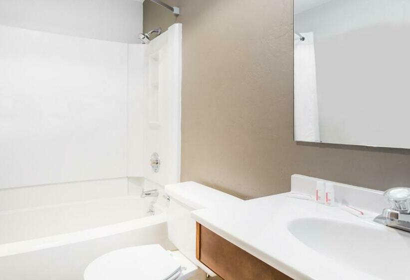 Номер Стандарт, Super 8 By Wyndham Bremerton