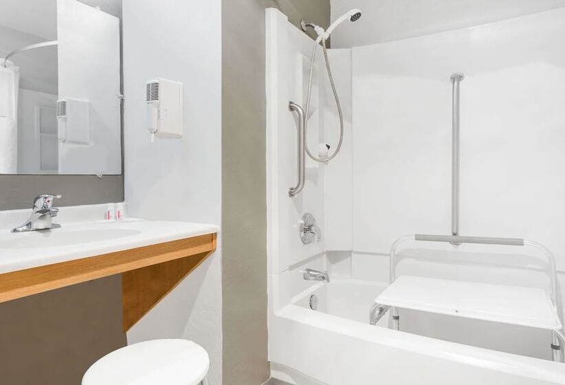 Номер Стандарт Адаптированный для Инвалидов, Super 8 By Wyndham Bremerton