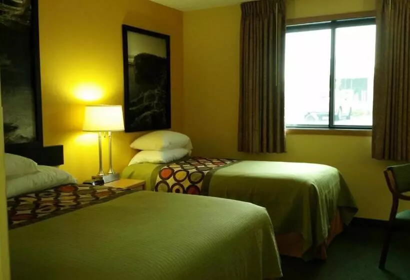身障者適用スタンダードルーム, Super 8 By Wyndham Ottawa Starved Rock