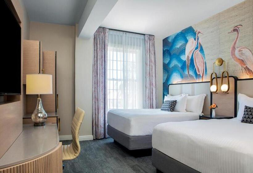 غرفة ديلوكس, The Don Cesar