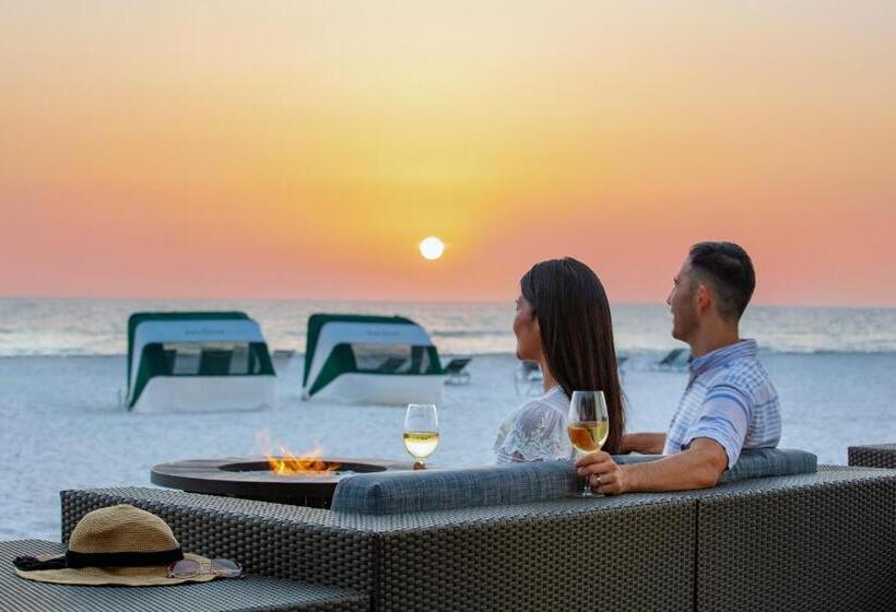 غرفة ديلوكس, The Don Cesar