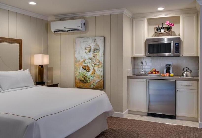 Полулюкс, Silverado Resort