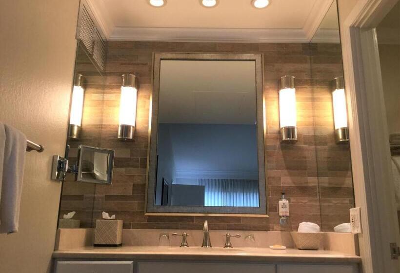 Люкс, Silverado Resort