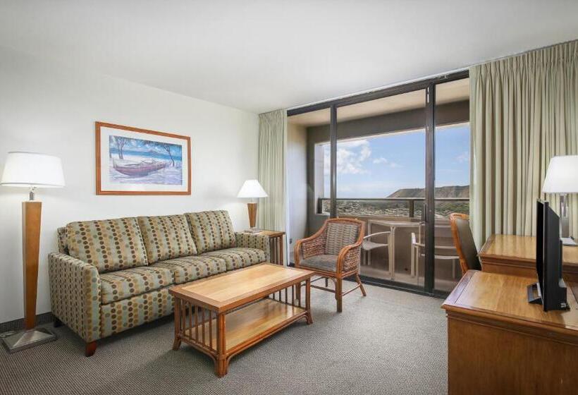 2 Bedrooms Suite Sea View, Aston Waikiki Sunset